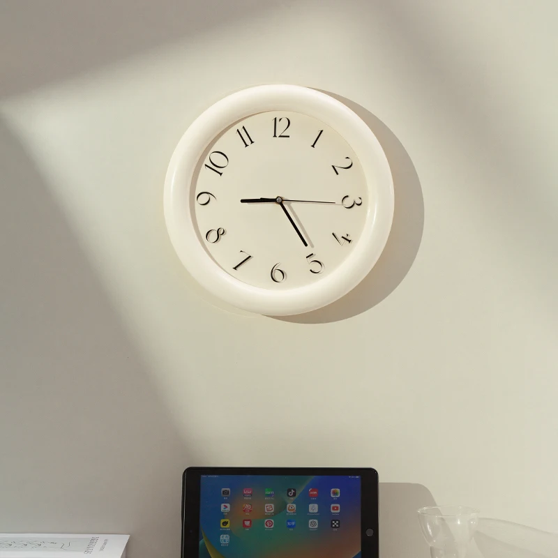 Reloj de Pared Redondo y Grues - Japanese Minimalist Lifestyle reseña y precio